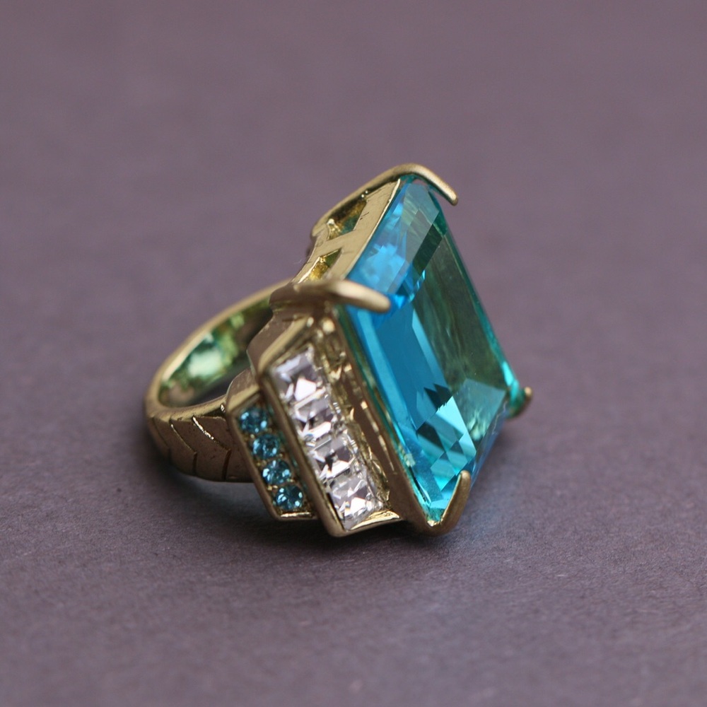Heidi Daus Blue Crystal Ring Size 7
